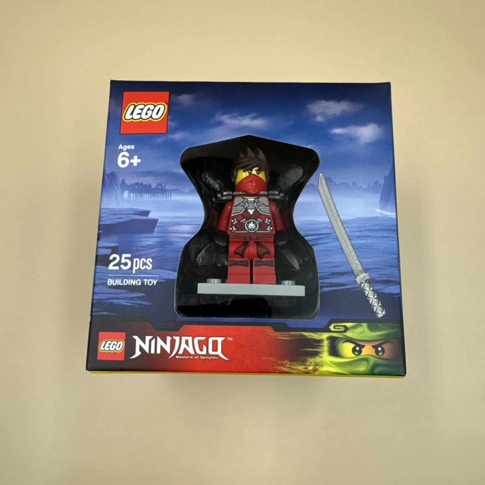 Lego Promotional 2015 Target Minifigure Cube Gift Set 5004077 - New Sealed
