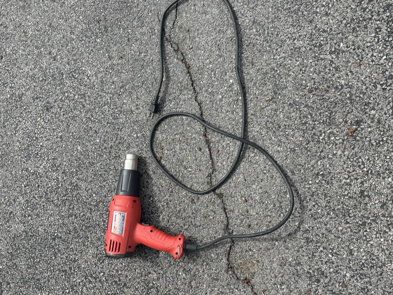Milwaukee 8975-6 Dual Temperature Heat Gun
