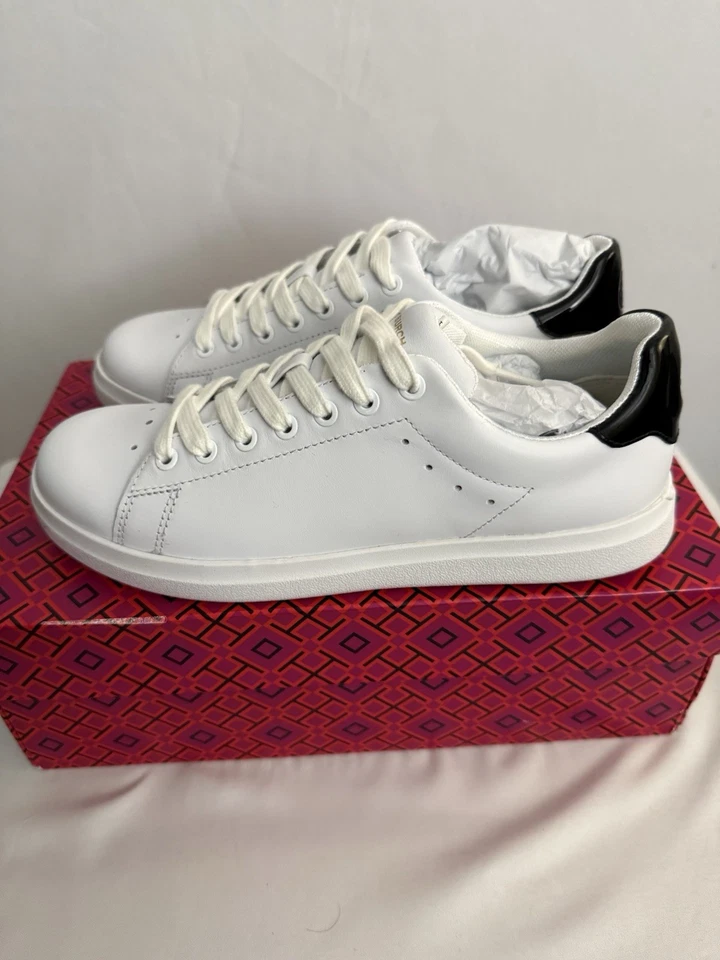 Zapatilla deportiva Tori Burch Howell Court blanca titanio para mujer talla 6 Foto 2 de 4