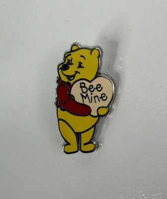 WINNIE the POOH Valentine Day BEE MINE Disney Archives LE 500 Pin