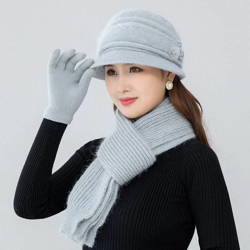 hat and scarf grey