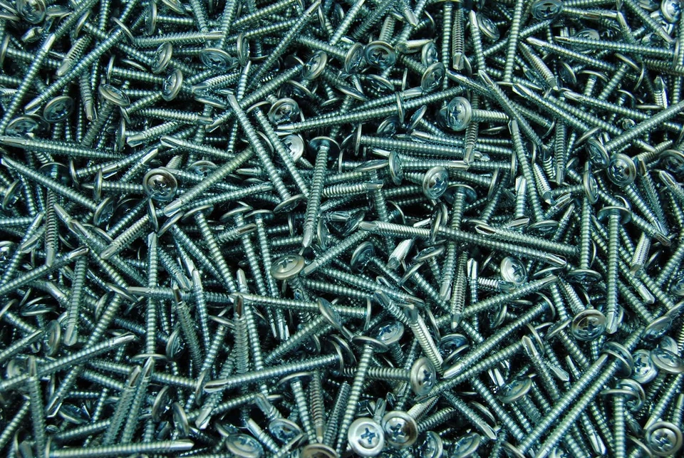 LEXAR INDUSTRIAL (500) Phillips Mod Truss Head #8 x 1-5/8 Self-Drilling K-Lath Tek Screws