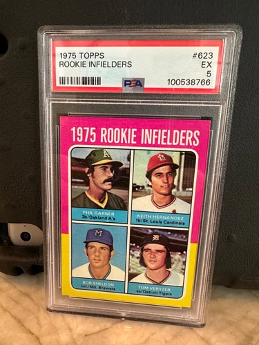 1975 Topps - 1975 Rookie Infielders #623 Keith Hernandez, Phil Garner, Tom...