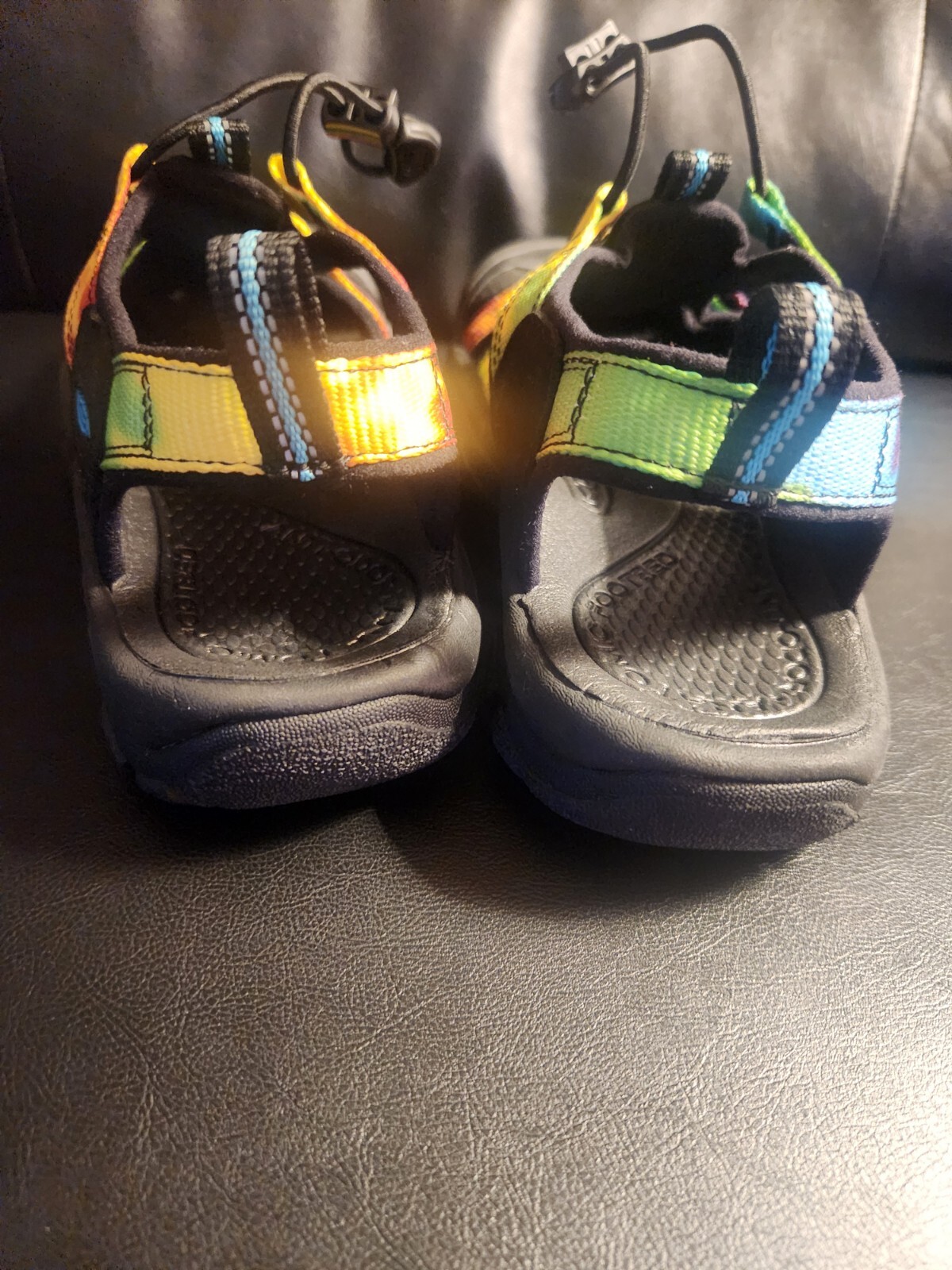 Sandali Keen donna 6 5 Newport retrò originali escursionismo arcobaleno orgoglio tie dye NUOVI