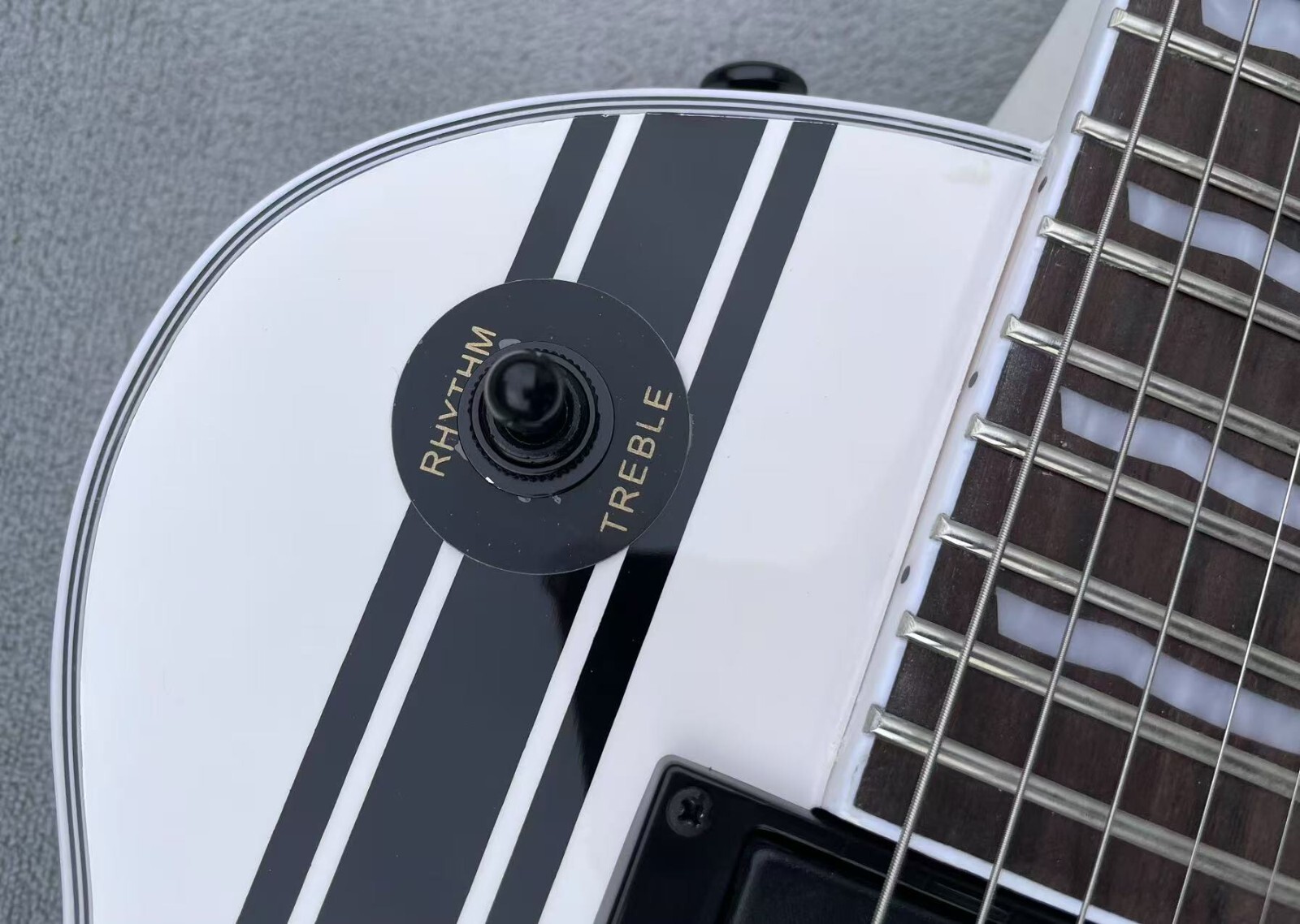 Custom ES Electric Guitar Actice Pickups Bone Nut Glossy Finished Guitarra