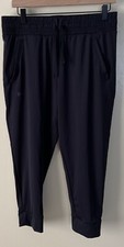 Under Armour Women's UA HeatGear Armor Loose Ankle Pants Black Medium 1372632