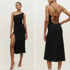 Reformación Dress Size 6 Color Black  open on the side