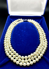 CAMROSE & KROSS JACQUELINE KENNEDY TRIPLE STRAND PEARL NECKLACE COA NIB