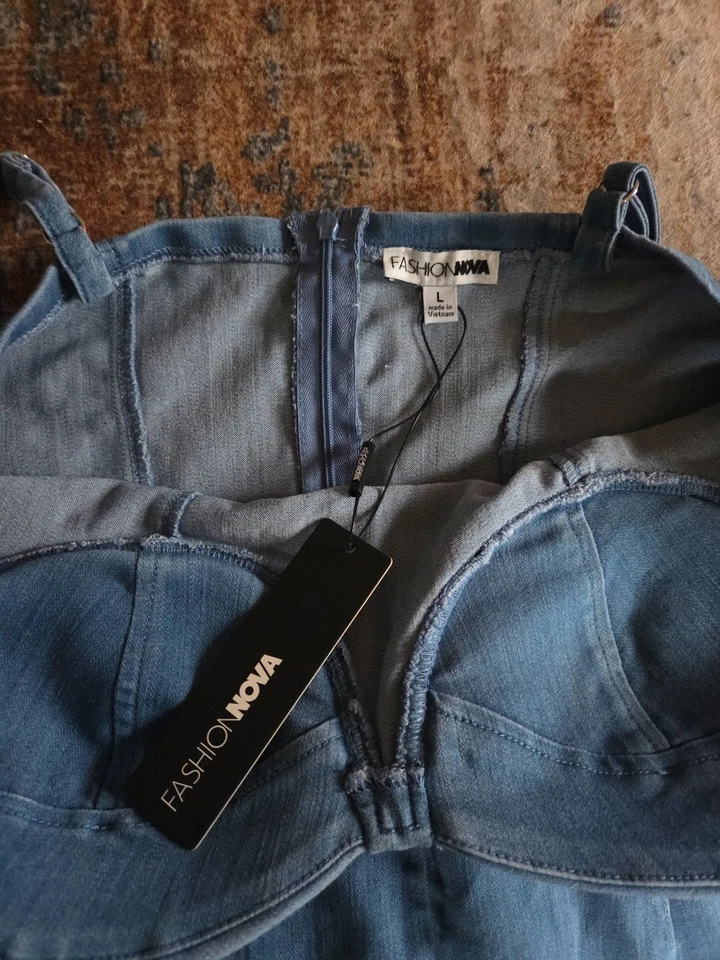 Mono mameluco Fashion Nova nuevo con etiquetas Denim Sweetheart grande para mujer Foto 4 de 4