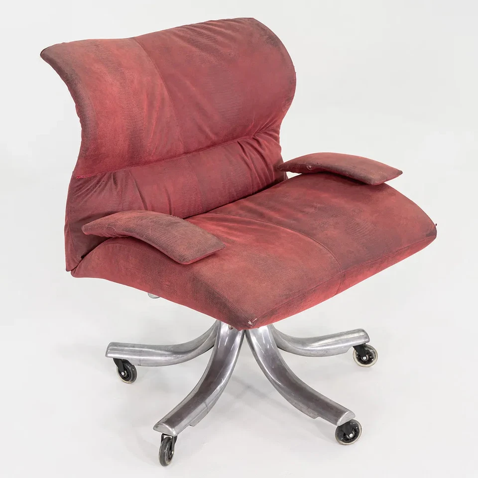 1970s Giovanni Offredi for Saporiti Italia Vela Swivel Desk Chair in Leather - Image 4 of 4