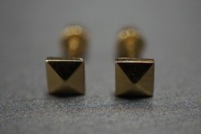 14K Solid Yellow Gold Women Children 4MM Pyramid 3D Square Screw Back Earring.