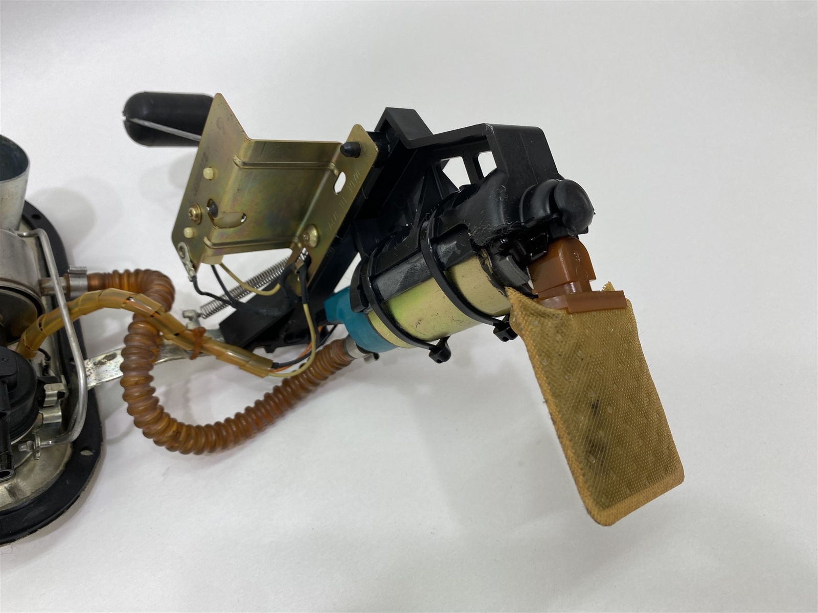 HarleyDavidson 2003 Electra Glide Fuel Pump & Top Plate 6289701B