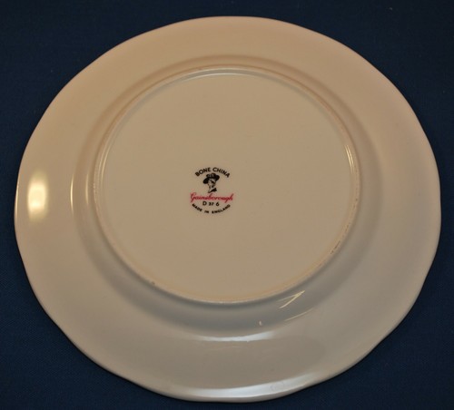 Gainsborough Fine English Bone China Cup and Saucer Red & Green Leaves - Picture 4 of 5