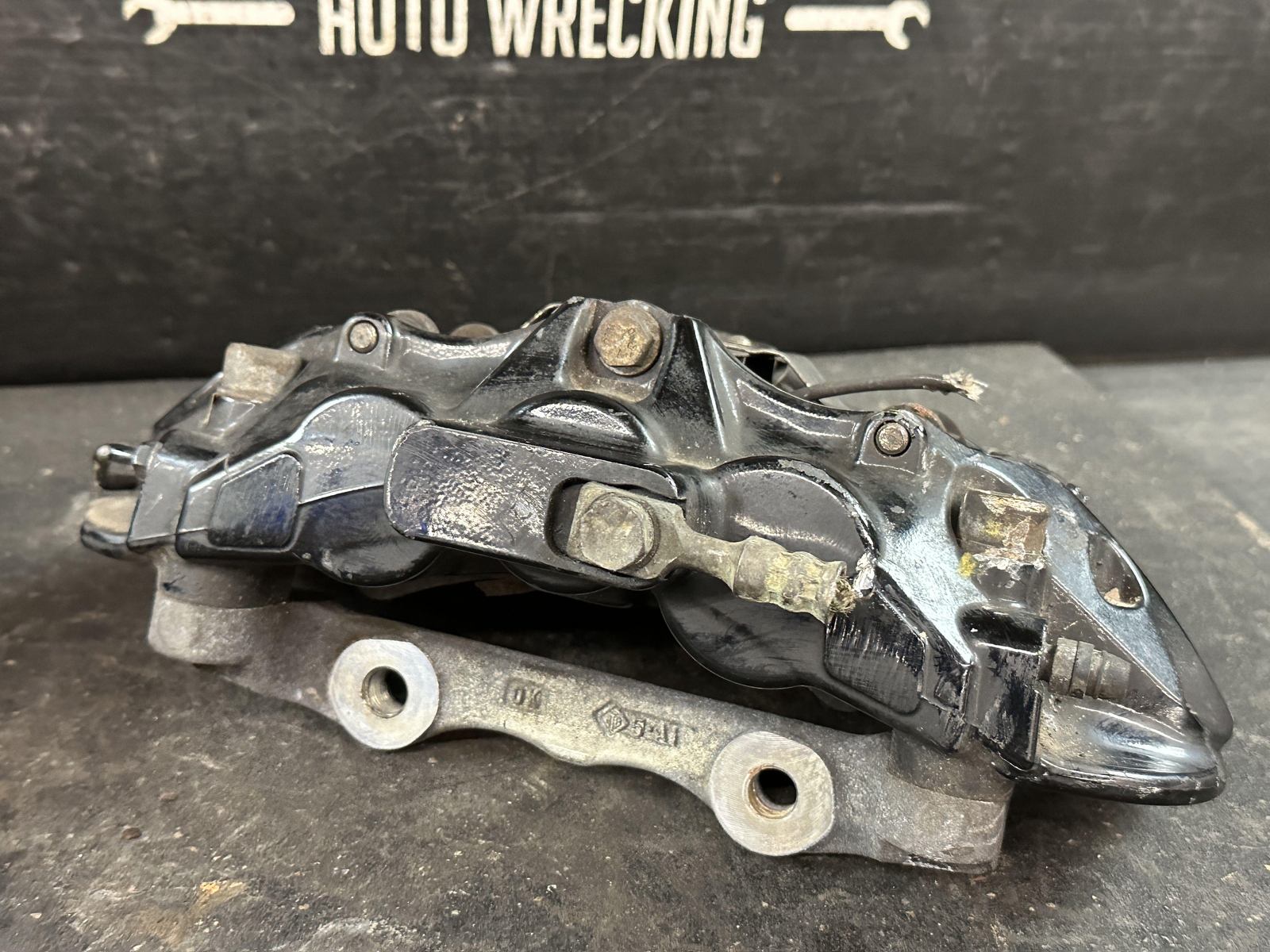 2011 MASERATI GRANTURISMO FRONT DRIVER LH & PASSENGER RH BRAKE CALIPERS 18K MILE
