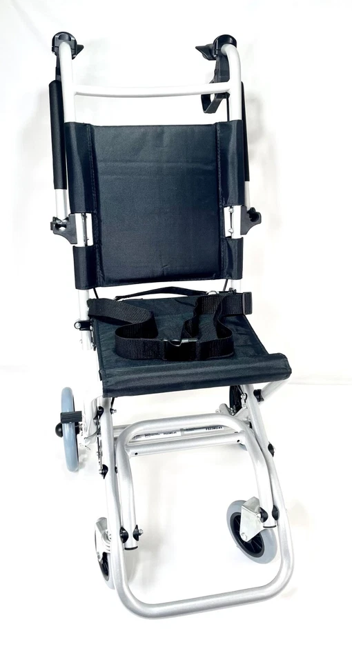 Quirumed Transitrollstuhl Faltbar Kompakt & Leicht bis 120kg Klappbare Armlehnen - Bild 3 von 4