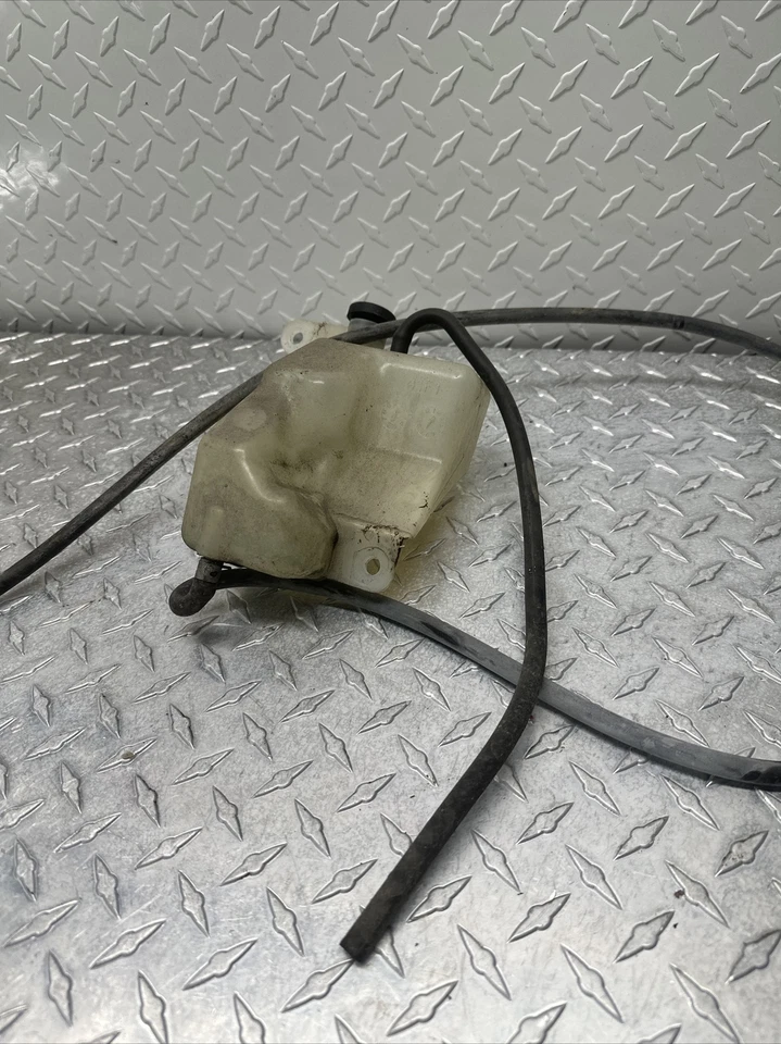 Botella depósito tanque de agua refrigerante Suzuki Boulevard M50 2005-2009 Foto 2 de 4