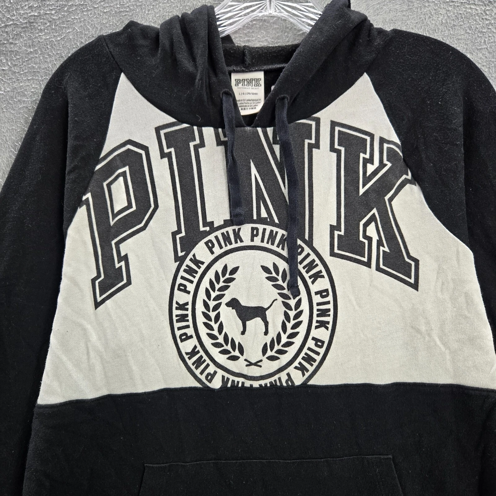 victoria-secret-vs black hoodie logo pockets sweatshirt
