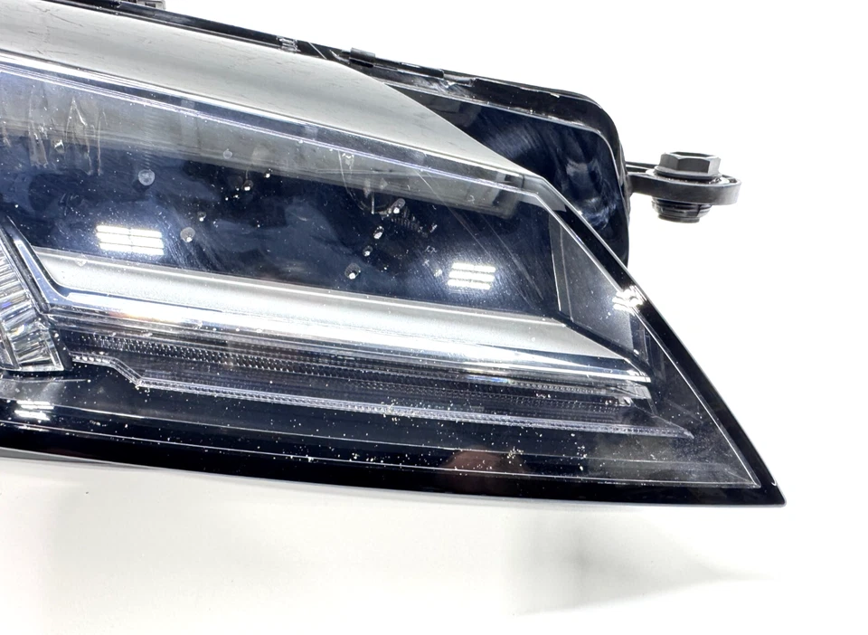 2016–2020 AUDI TT TTS RIGHT PASSENGER LED HEADLIGHT 8S0941034E OEM - Image 4 of 4