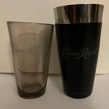 CROWN ROYAL WHISKY 2-Piece Boston Martini / Cocktail Shaker Metal & Glass Black