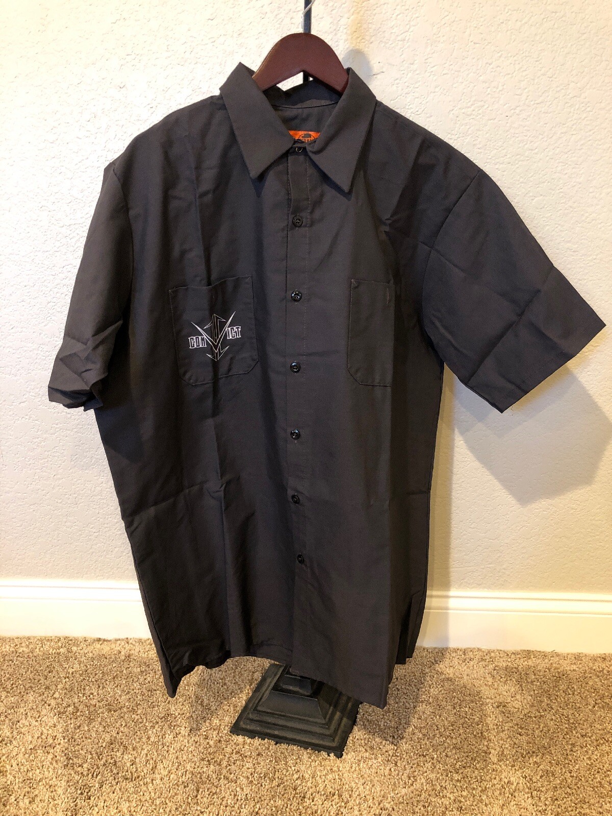 Picture 2 of 4