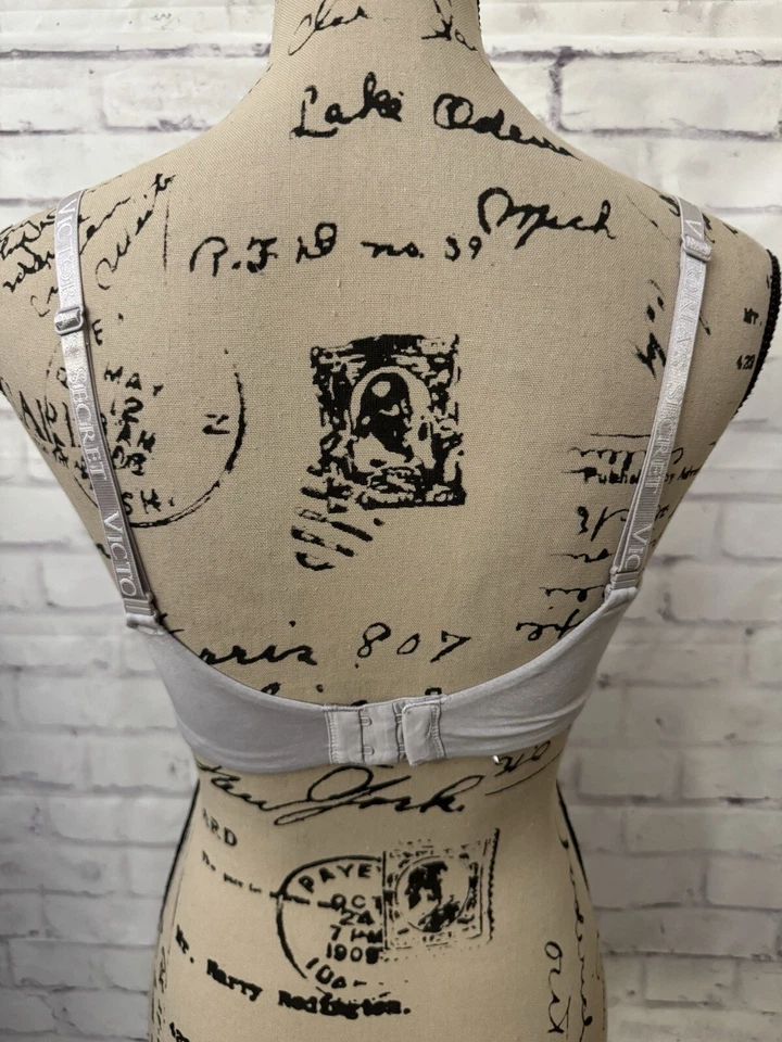 Victoria’s Secret Bra T Shirt Lightly Lined Demi  34DD Gray Logo Convertible - Image 4 of 4