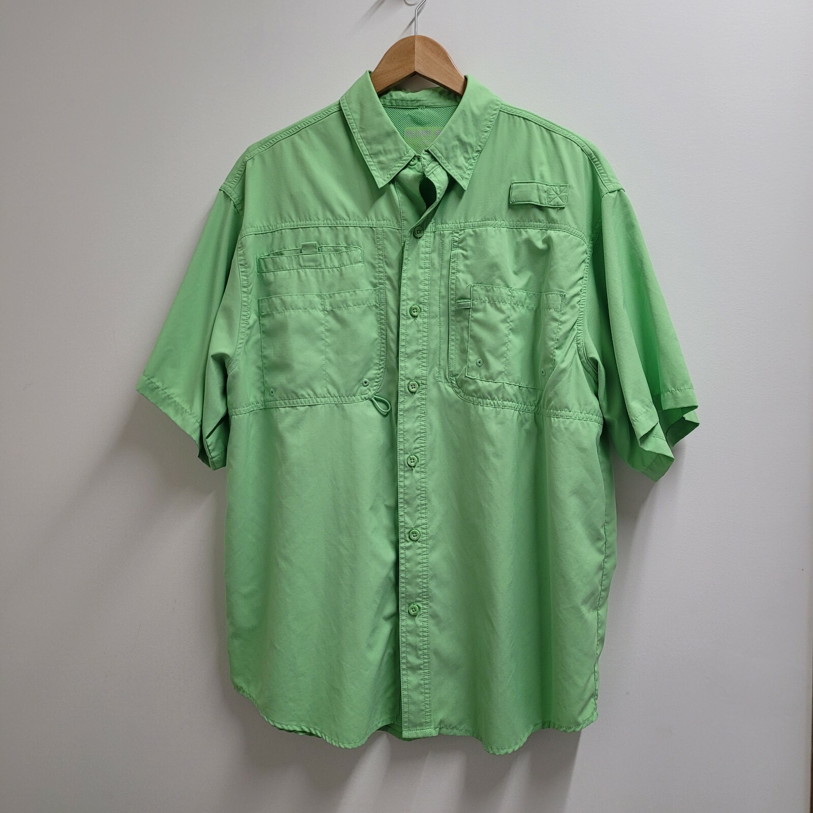 Reel Legends Mens Vented Button Fishing Shirt Pockets… Gem