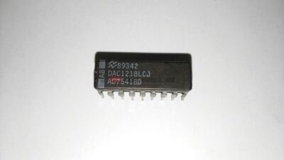   DAC1218LCJ 12-Bit Binary Multiplying D/A Converter CDIP18 X 1PC #A6-22