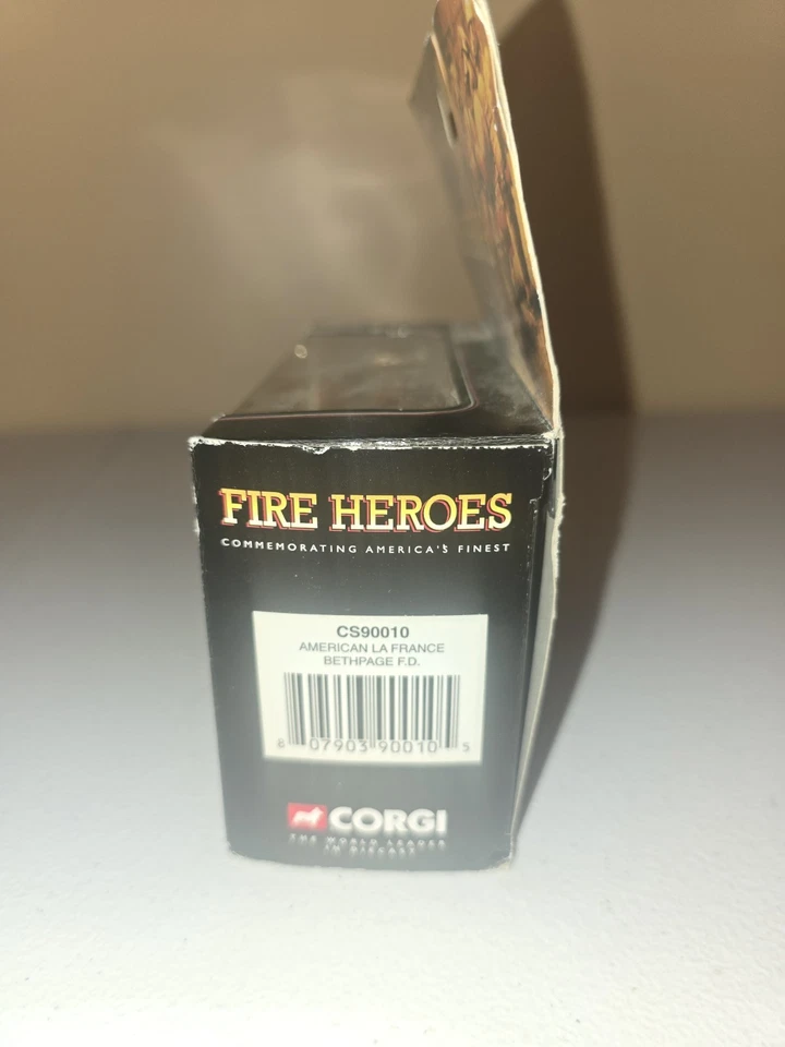NEW IN BOX CORGI FIRE HEROES 1960 ALF 900 SERIES PUMPER DIE CAST TRUCK CS90010 - Image 4 of 4