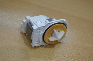 AEG Geschirrspüler Laugenpumpe Ablaufpumpe Entleerungspumpe  50293177007