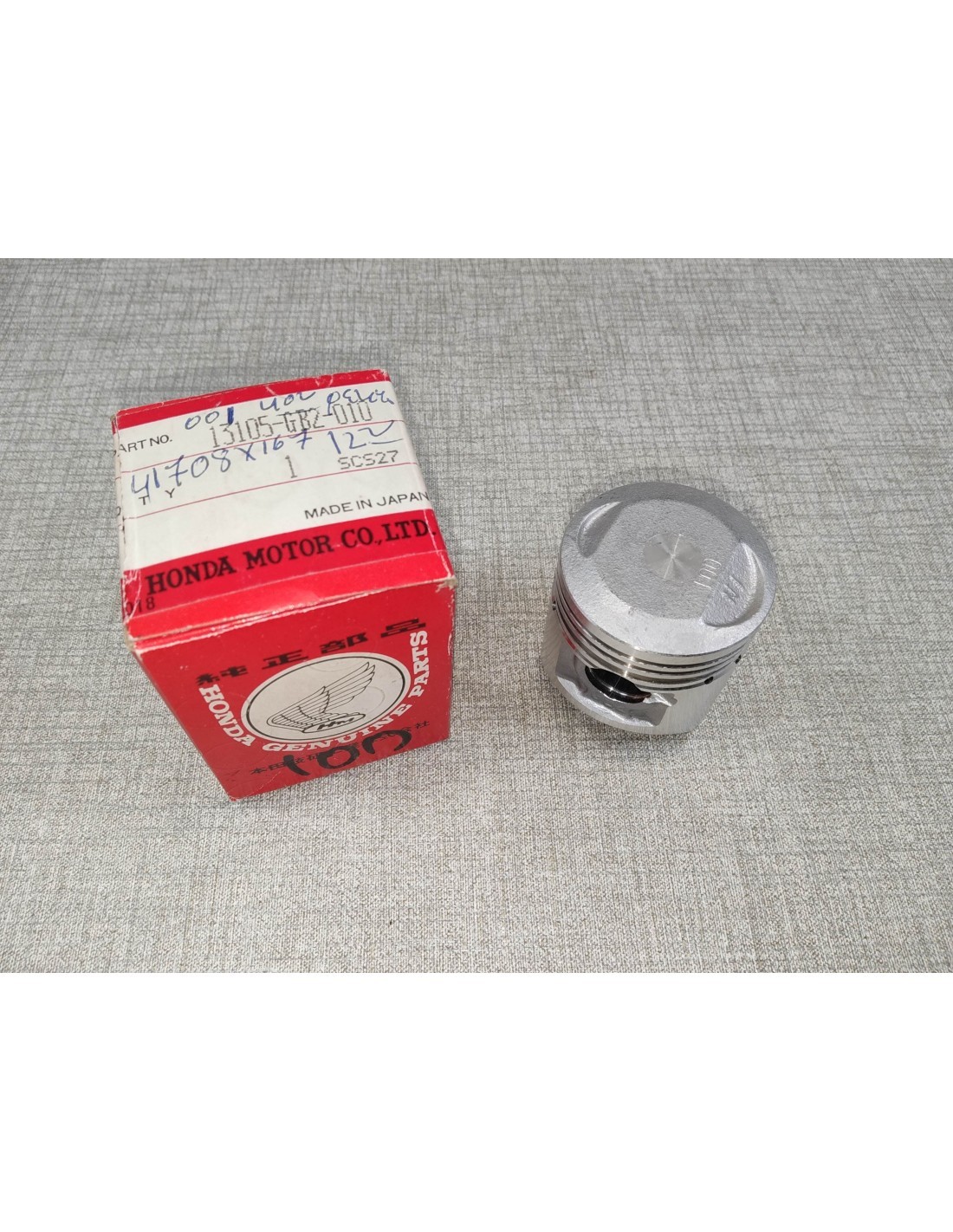 Piston cote +1mm C50 CUB Z50R HONDA 13105-GB2-010 : kit réparation moteur 50cc