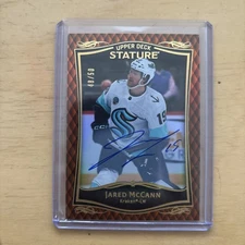 Jared McCann 2023-24 Upper Deck Stature On-Card Auto Card Kraken