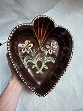 Moule à gâteau ancien, forme coeur à décors de fleurs, poterie vernissée, Alsace