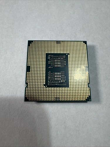 Intel Core i9-10900K 3.7 GHz Processor - DOES NOT WORK, FOR PARTS ONLY NO POWER - Photo 6/10