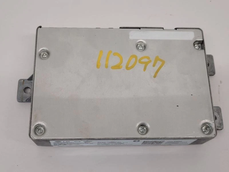 2014 14 CHEVROLET EQUINOX Communication Onstar Module UE1 Opt Upf - Image 4 of 4