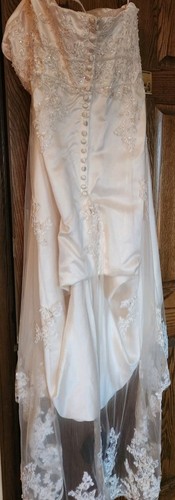 Abito da sposa David's taglia PM senza maniche con paillettes, pizzo e chiffon - Foto 5 di 7