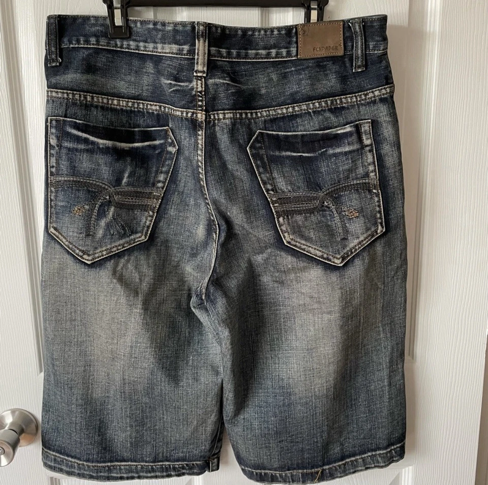 Pantalones cortos vaqueros vintage de hombre FLYPAPER 34 Foto 2 de 4