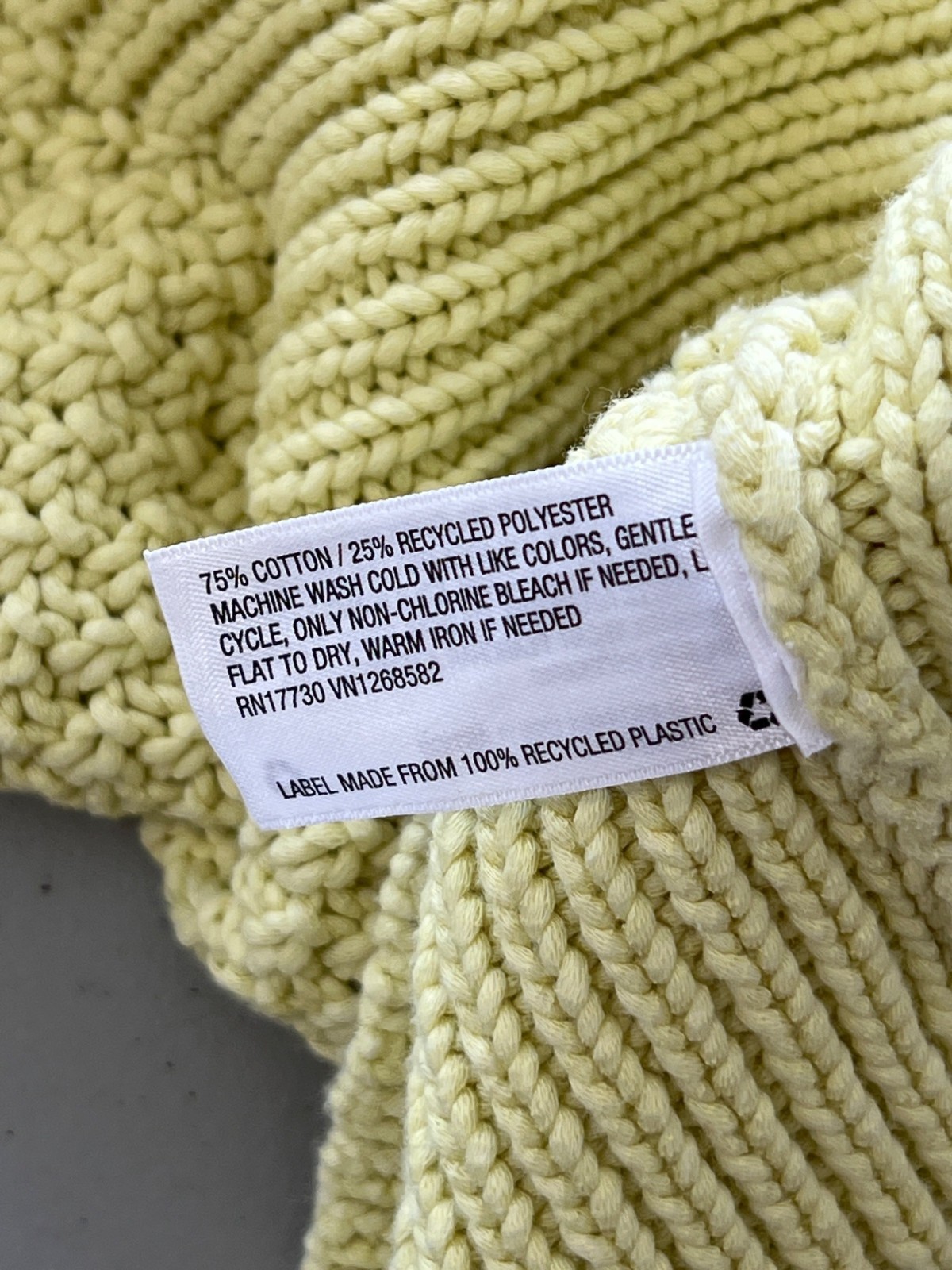 Universal Thread Cable Knit Pullover Sweater Size… - image 7