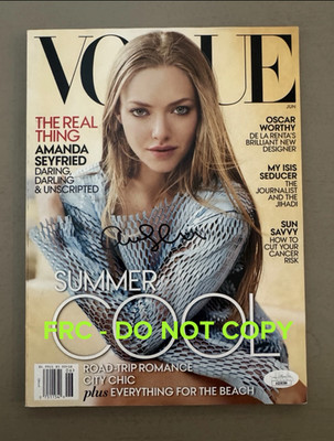 Amanda Seyfried Signed Vogue Magazine Cover June 2015 Autograph JSA COA Actress