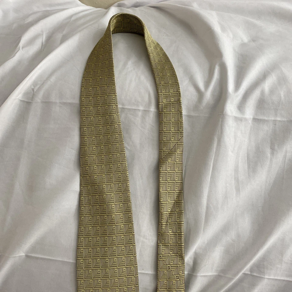 Corbata ajustable geométrica dorada Massini (100 % seda hecha a mano) ancho clásico para hombre Foto 4 de 4