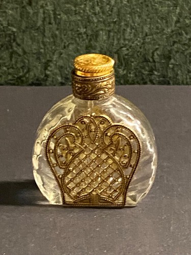 Lovely Vintage Mini Glass Perfume Bottle Filigree & Rhinestone + Dauber - Picture 2 of 7