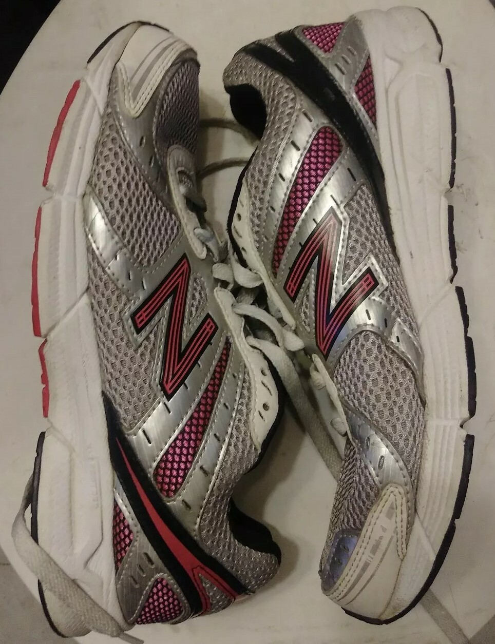 Womens New Balance 470v3 Gray/ Pink size 8 eBay