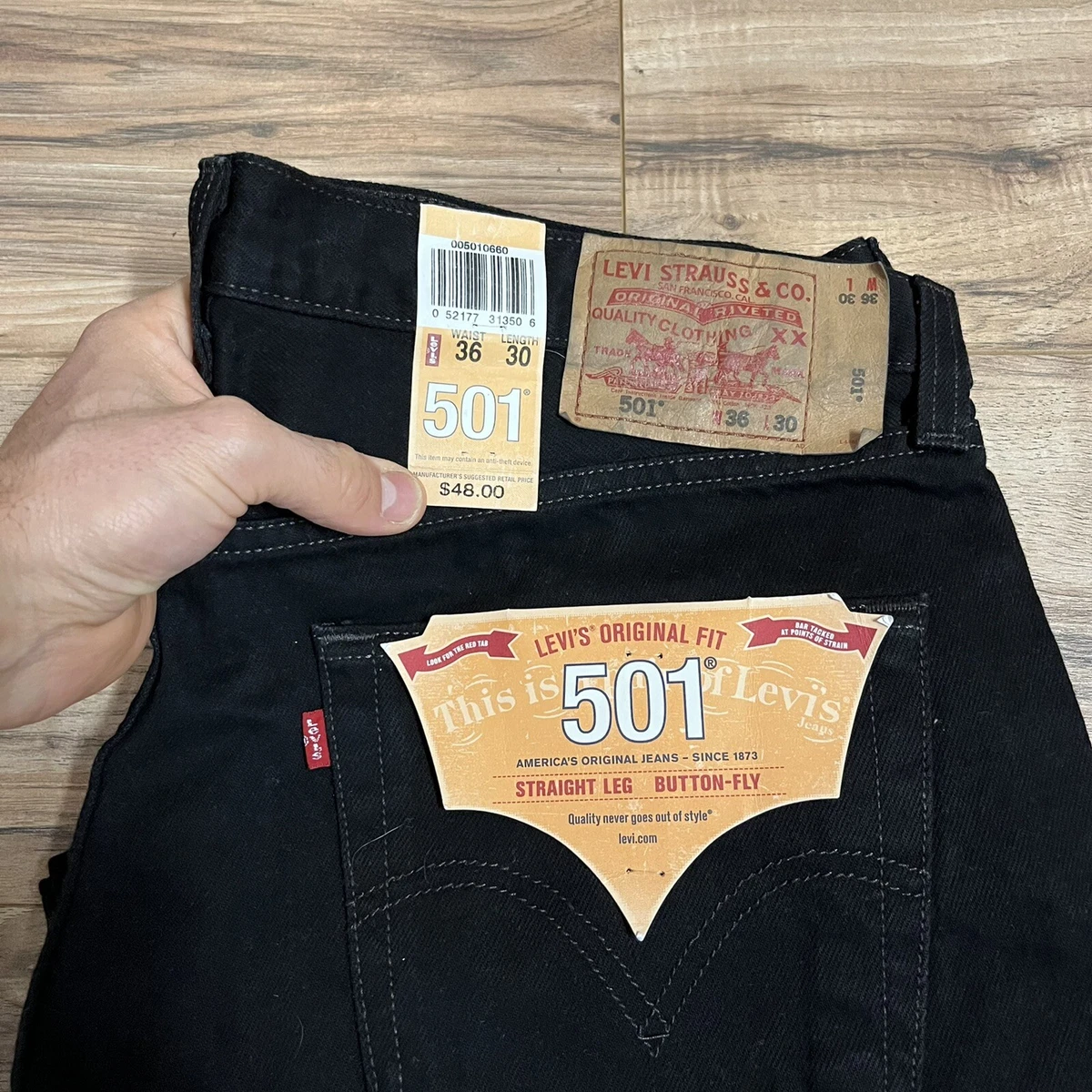 vintage 90s 00s levi’s 501 black denim deadstock made in mexico 36”x30”