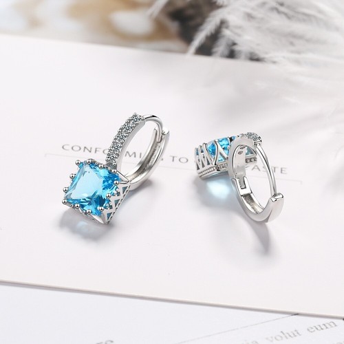 18K WHITE GOLD SQUARE COLOR CRYSTAL HOOP HINGED EARRINGS XMAS GIFT AU - Picture 11 of 15
