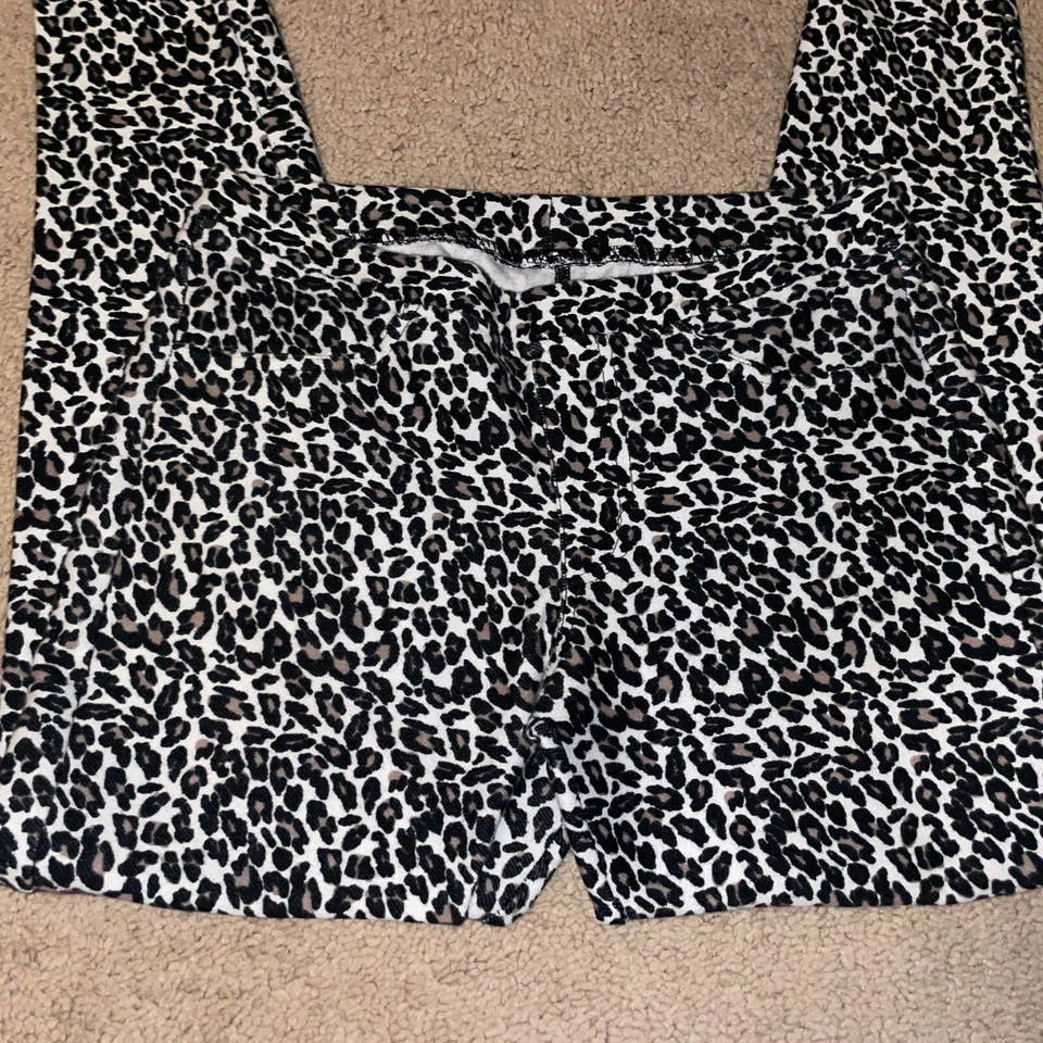 Mujer Xhilaration Talla Mediana Estampado Animal Leopardo Jeggins con Bolsillos Foto 3 de 4