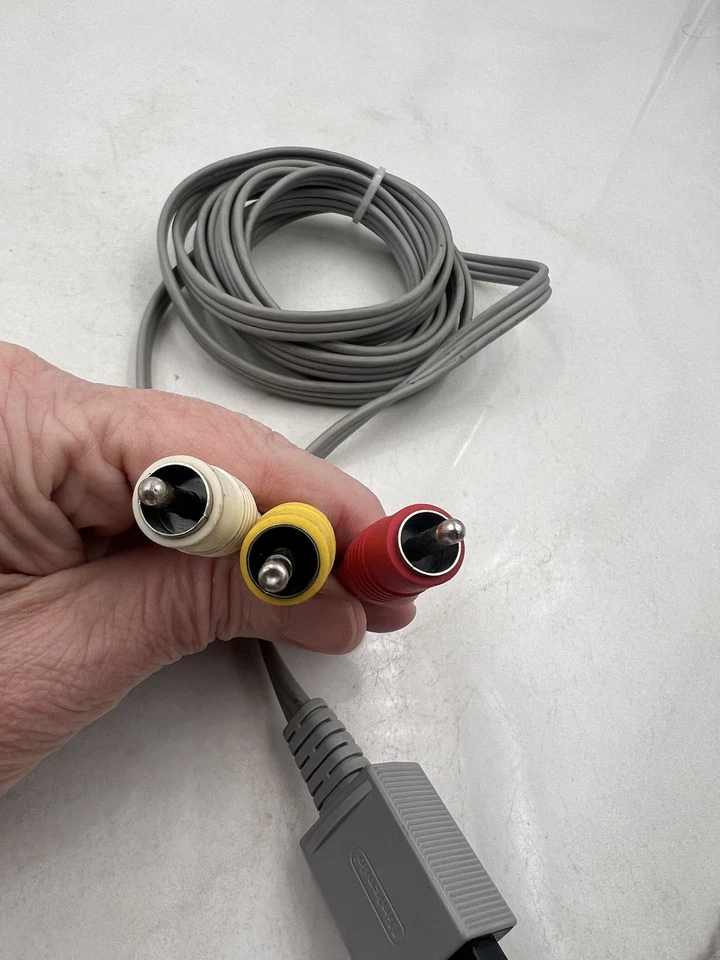 Nintendo Wii AV Composite Cable RVL-009 Genuine OEM Video Audio Cord Console TV - Image 3 of 4