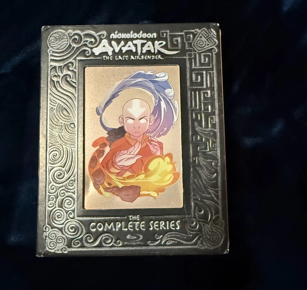 【中古】「非常に良い」Avatar - The Last Airbender: The Complete Series [Blu-ray] (9 discs in 1 box) Avatar: The Last Airbender Blu-ray Box Set Collection - Complete
