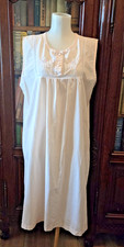 Vintage Barbizon Fine Cotton Gown Pale Peach Sleeveless Lace  Embroidery Sz M