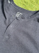 Arcteryx Shirt Mens XXL Navy Blue Sirrus Henley Long Sleeve Snap Button Hike