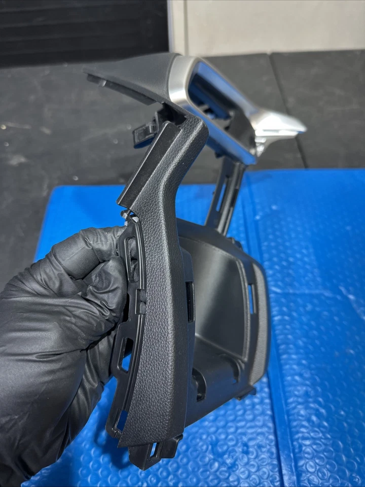 Controlador Honda Fit Panel 2015-20 *NH900L* negro profundo ORM 77212-T5R-A0ZZA Foto 3 de 4