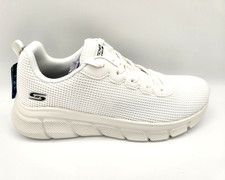 SKECHERS Women's Bobs B Flex-Visionary Essence Sneaker Size 9.5 NEW IN BOX